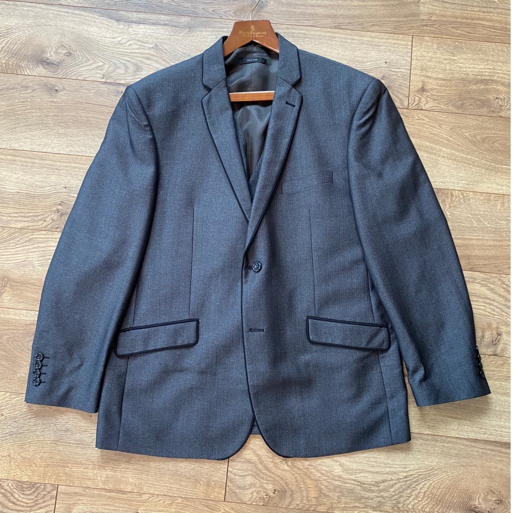 Suit and vest